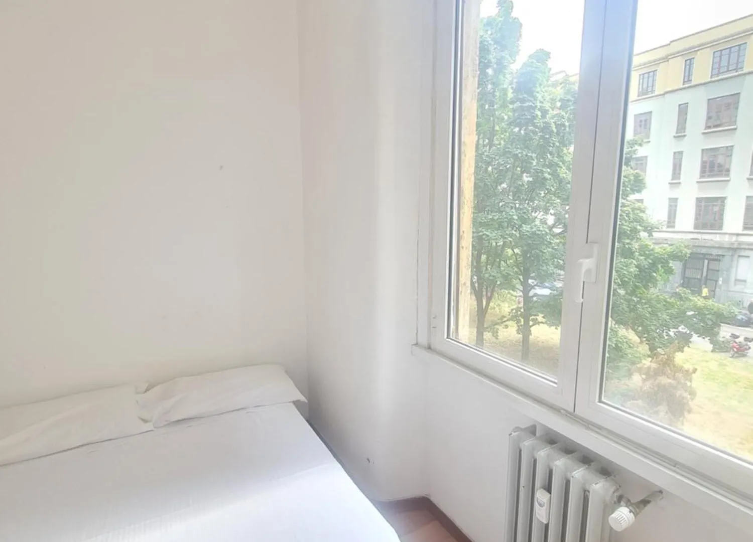 Duomo - Santa Maria Valle Convenient Apartment Milan Italy